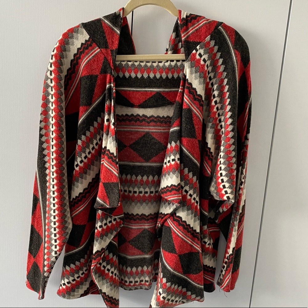 Open Cardigan with Pattern